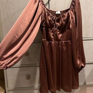 Corset dress, cute and flowing, coppery color